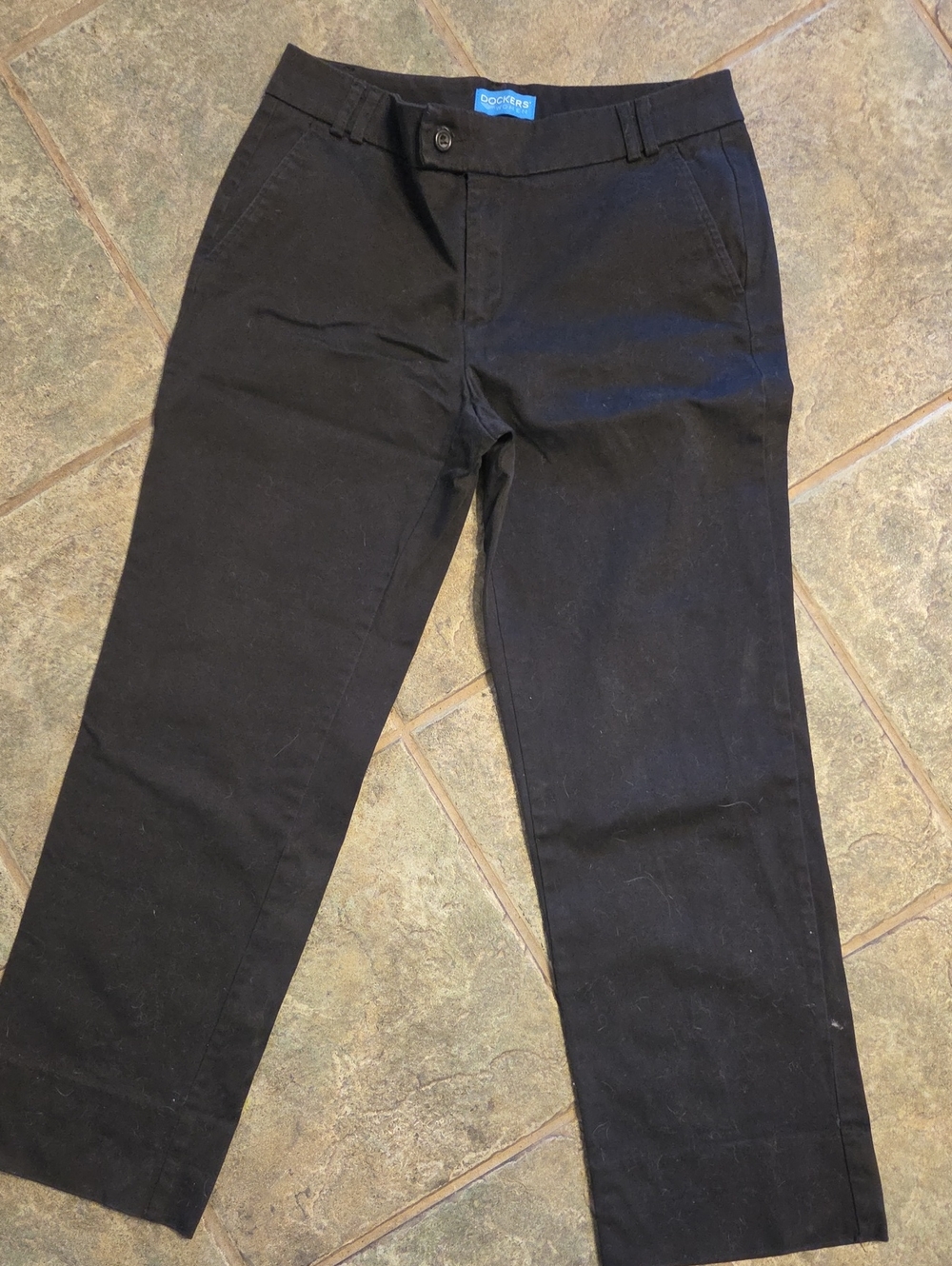 Dockers Women's Black Cropped Straight-Leg Pants